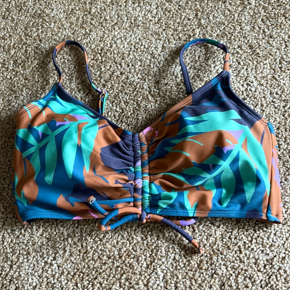 Women’s swim top